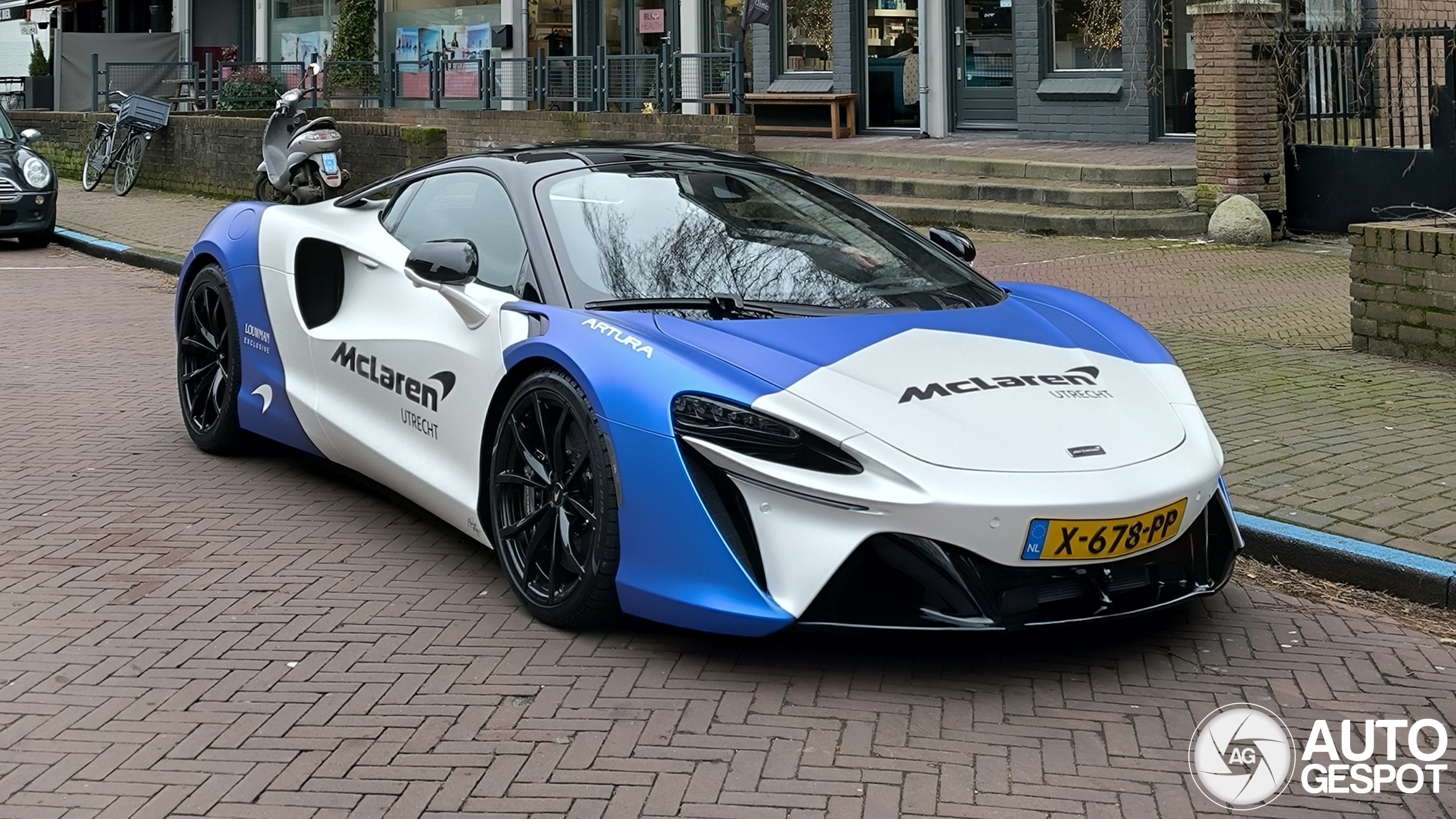 McLaren Artura