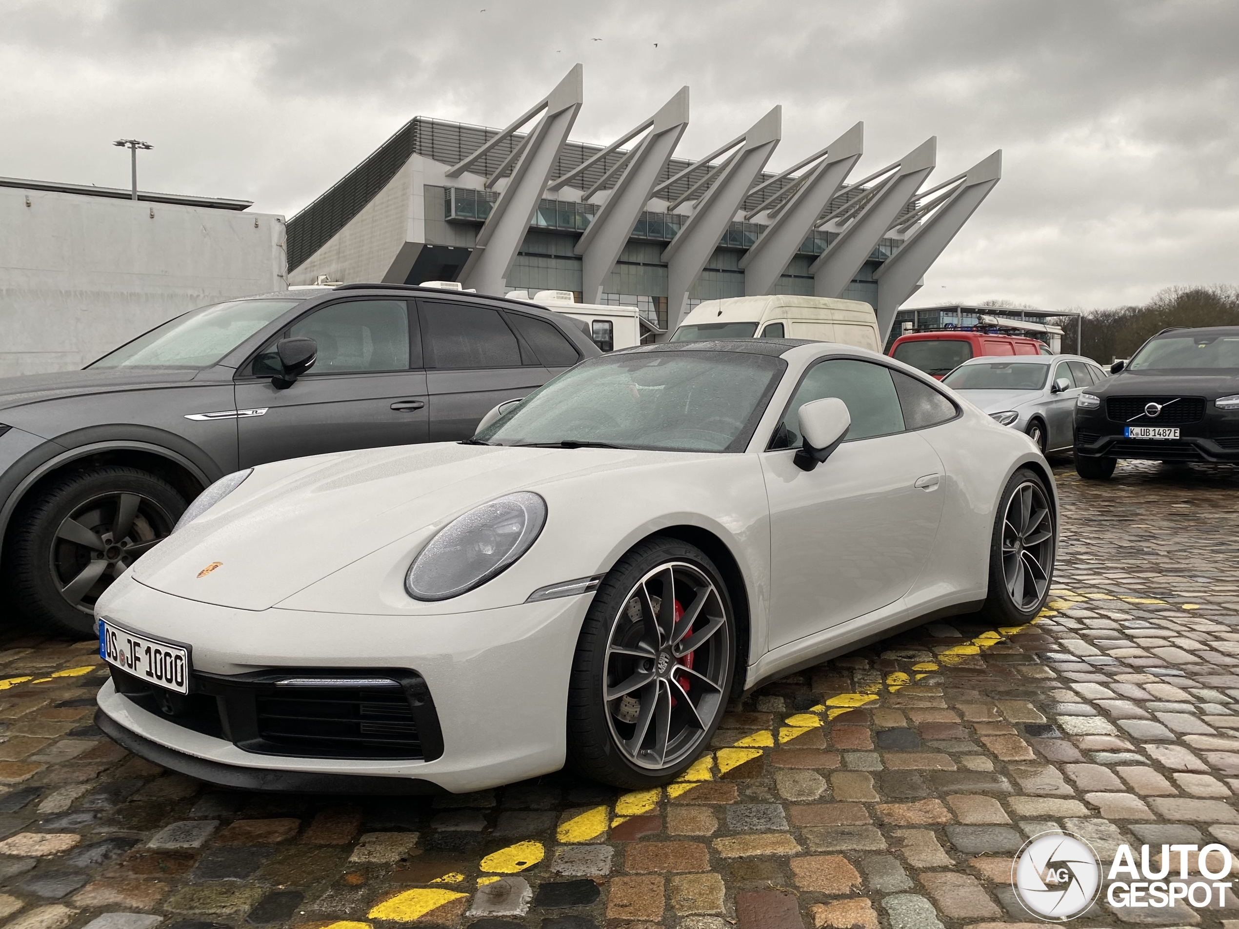 Porsche 992 Carrera 4S