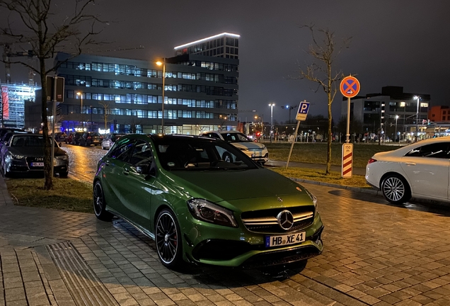 Mercedes-AMG A 45 W176 2015