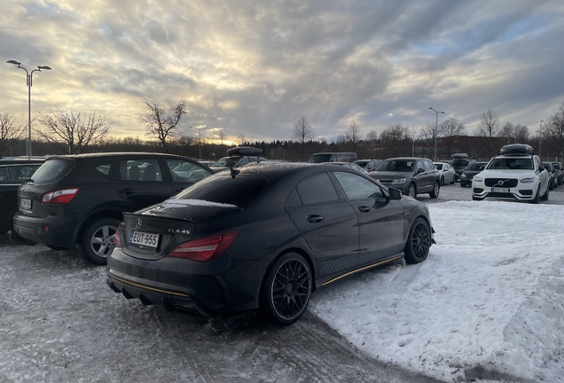 Mercedes-AMG CLA 45 C117 Yellow Night Edition