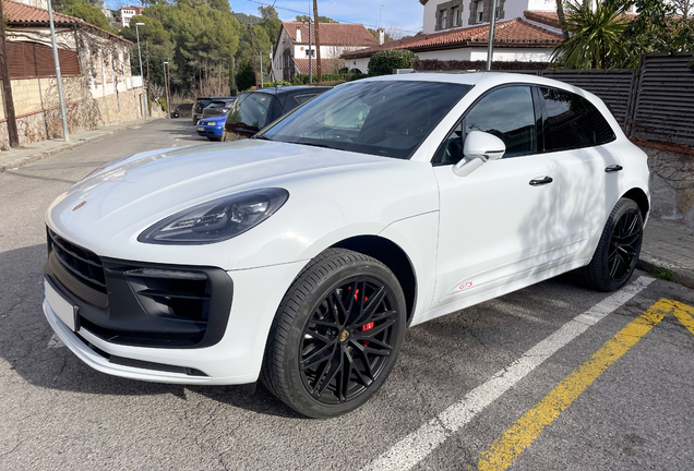 Porsche 95B Macan GTS MkIII