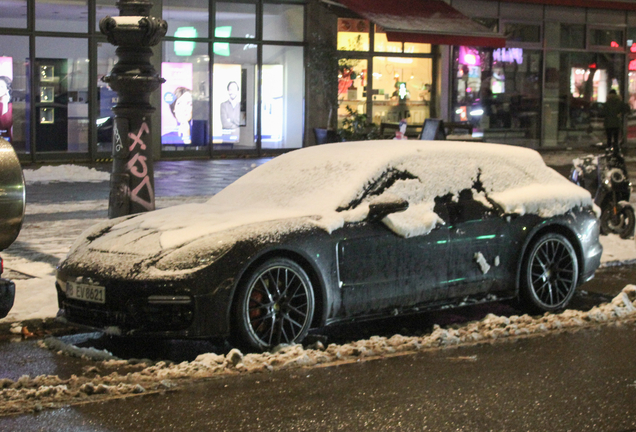 Porsche 971 Panamera GTS Sport Turismo