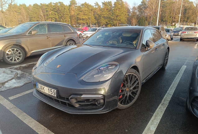 Porsche 971 Panamera GTS Sport Turismo