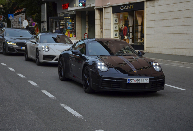 Porsche 992 Carrera GTS