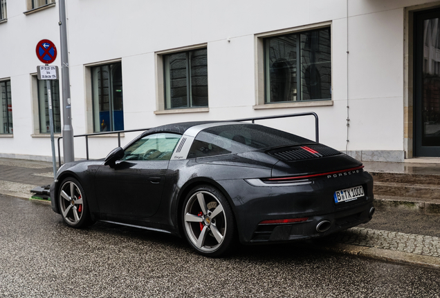 Porsche 992 Targa 4S