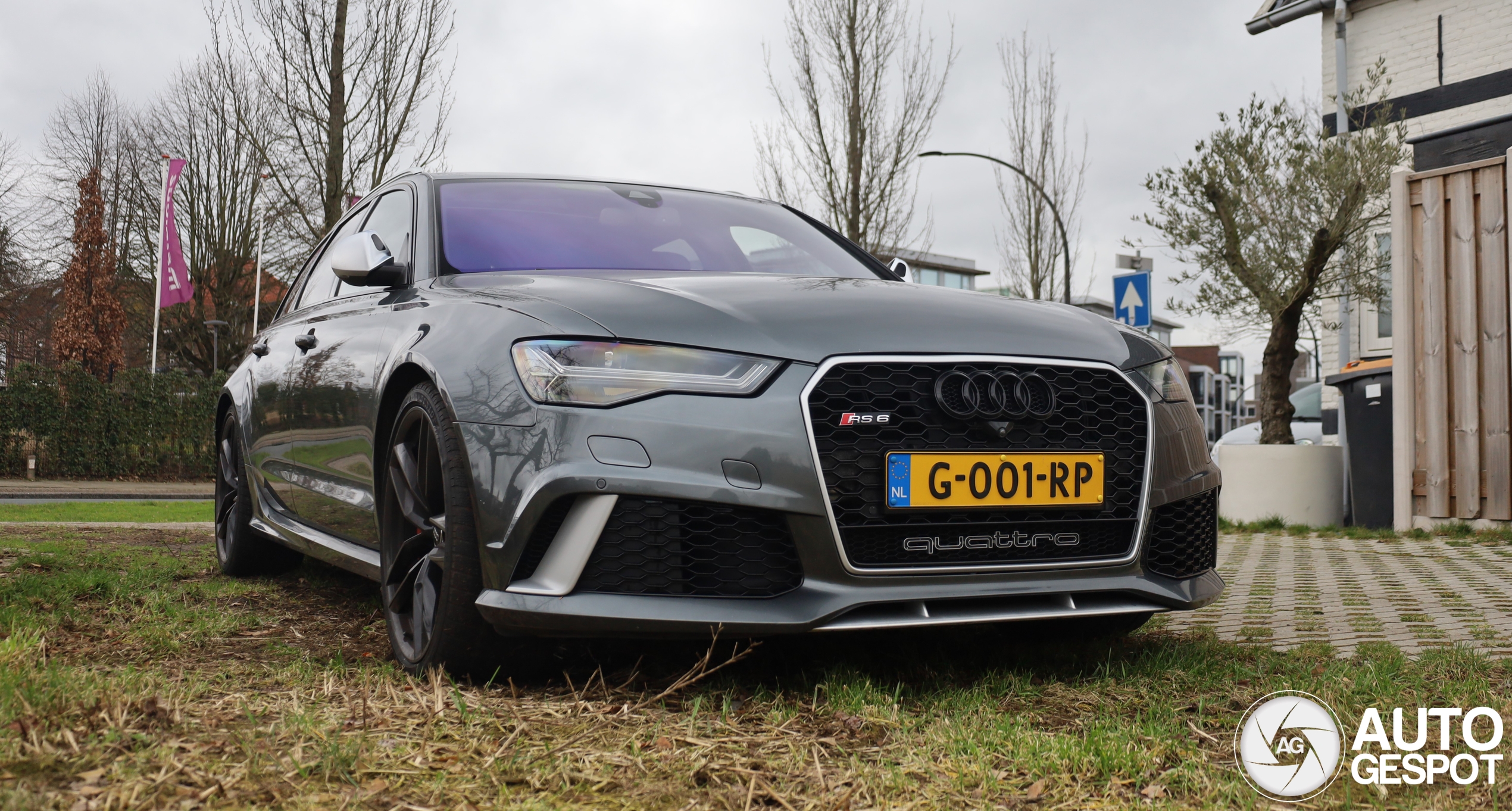 Audi RS6 Avant C7 2015