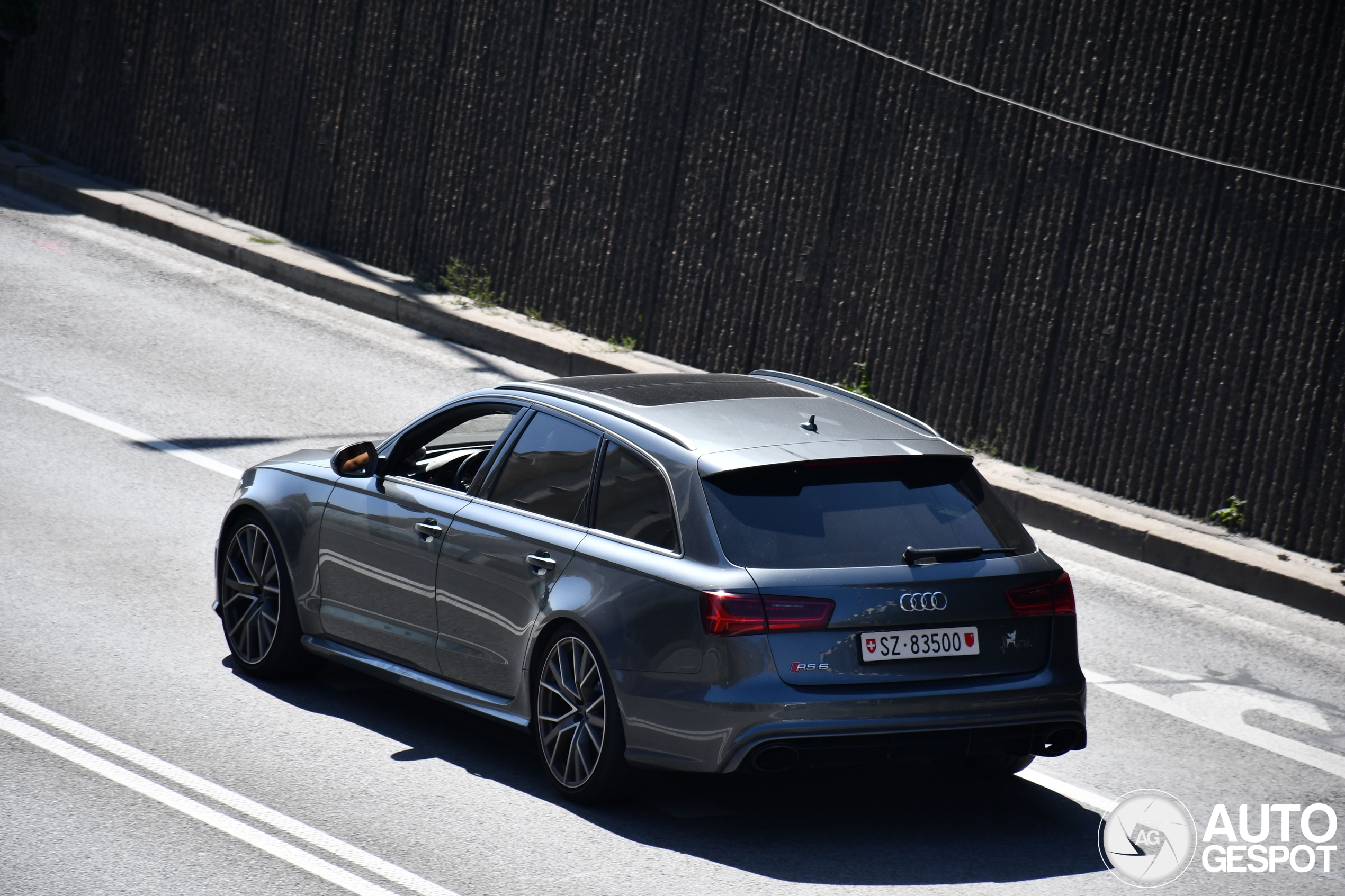 Audi RS6 Avant C7 2015