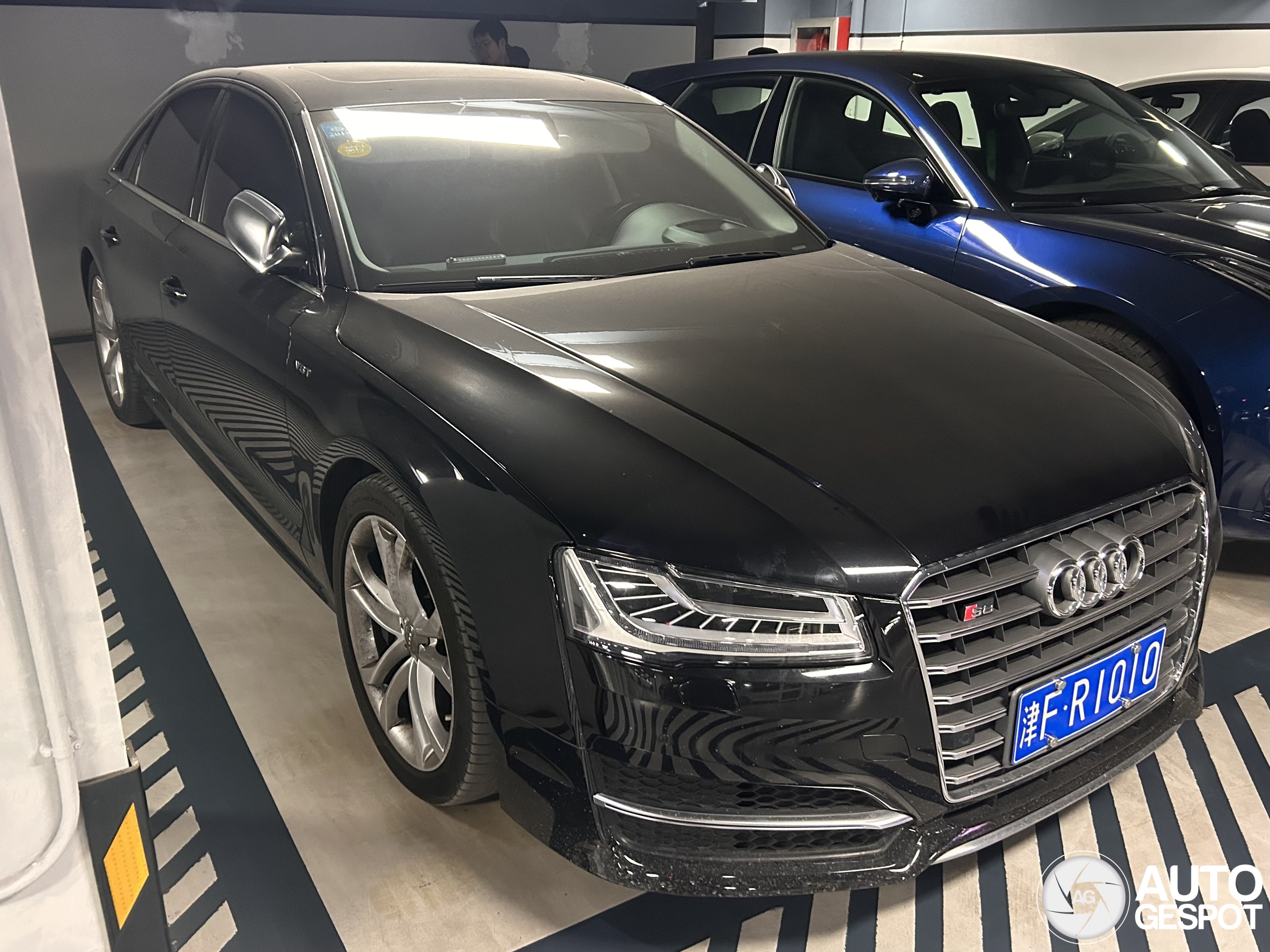 Audi S8 D4