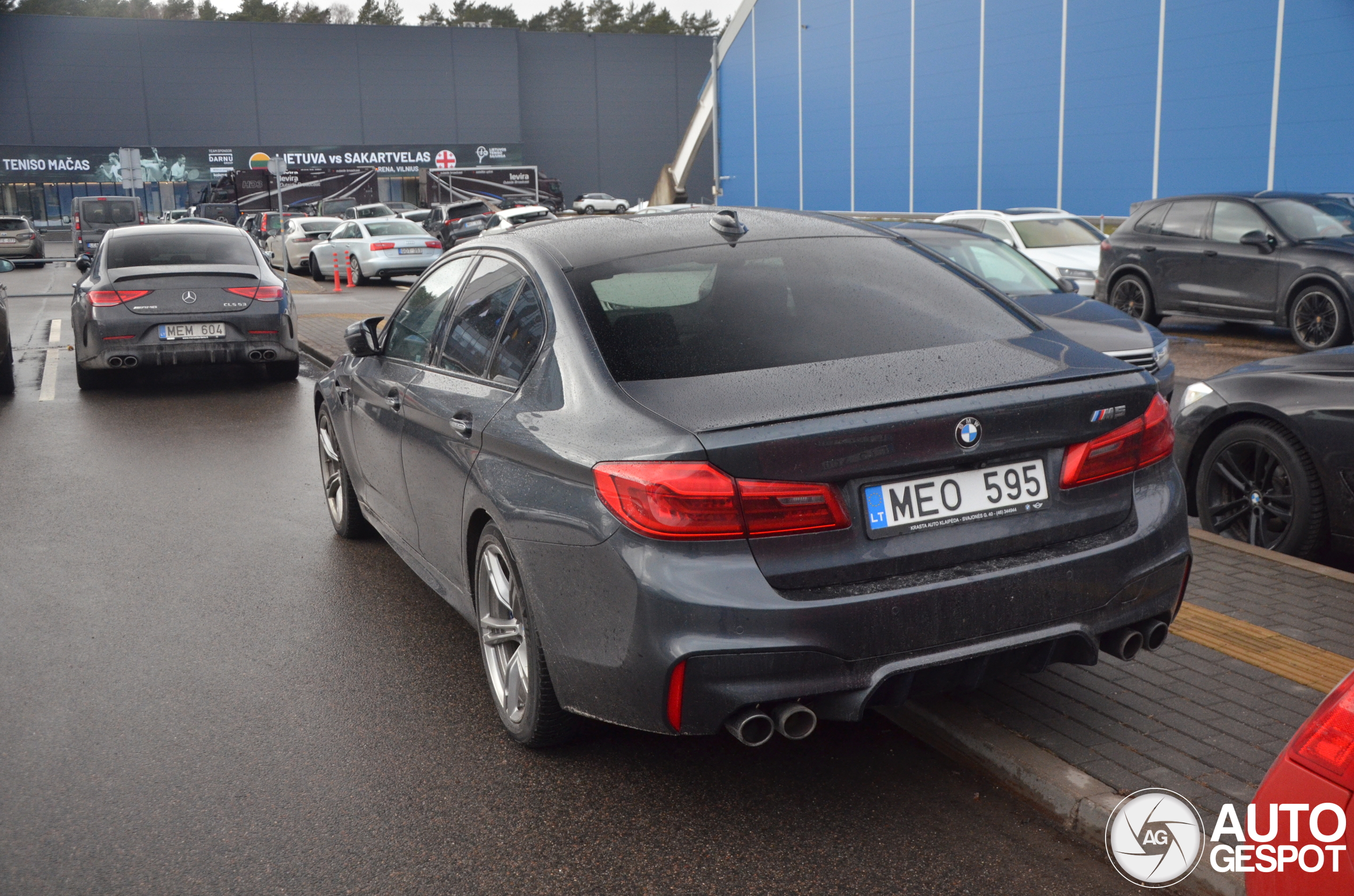 BMW M5 F90