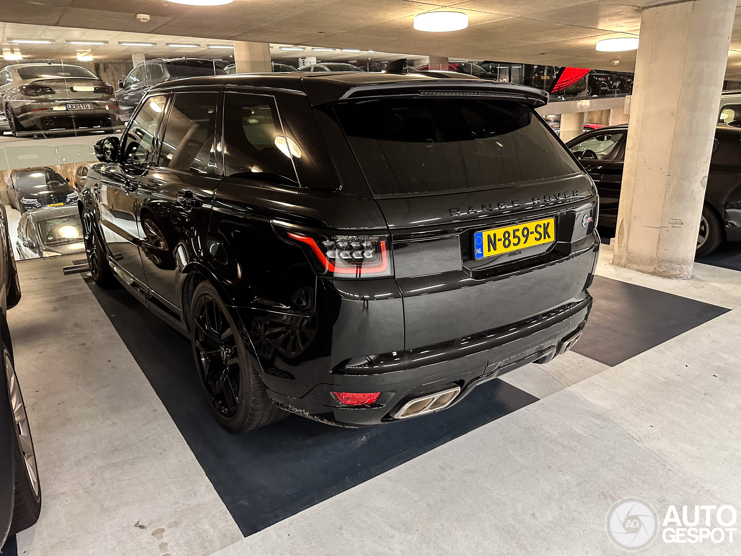 Land Rover Range Rover Sport SVR 2018