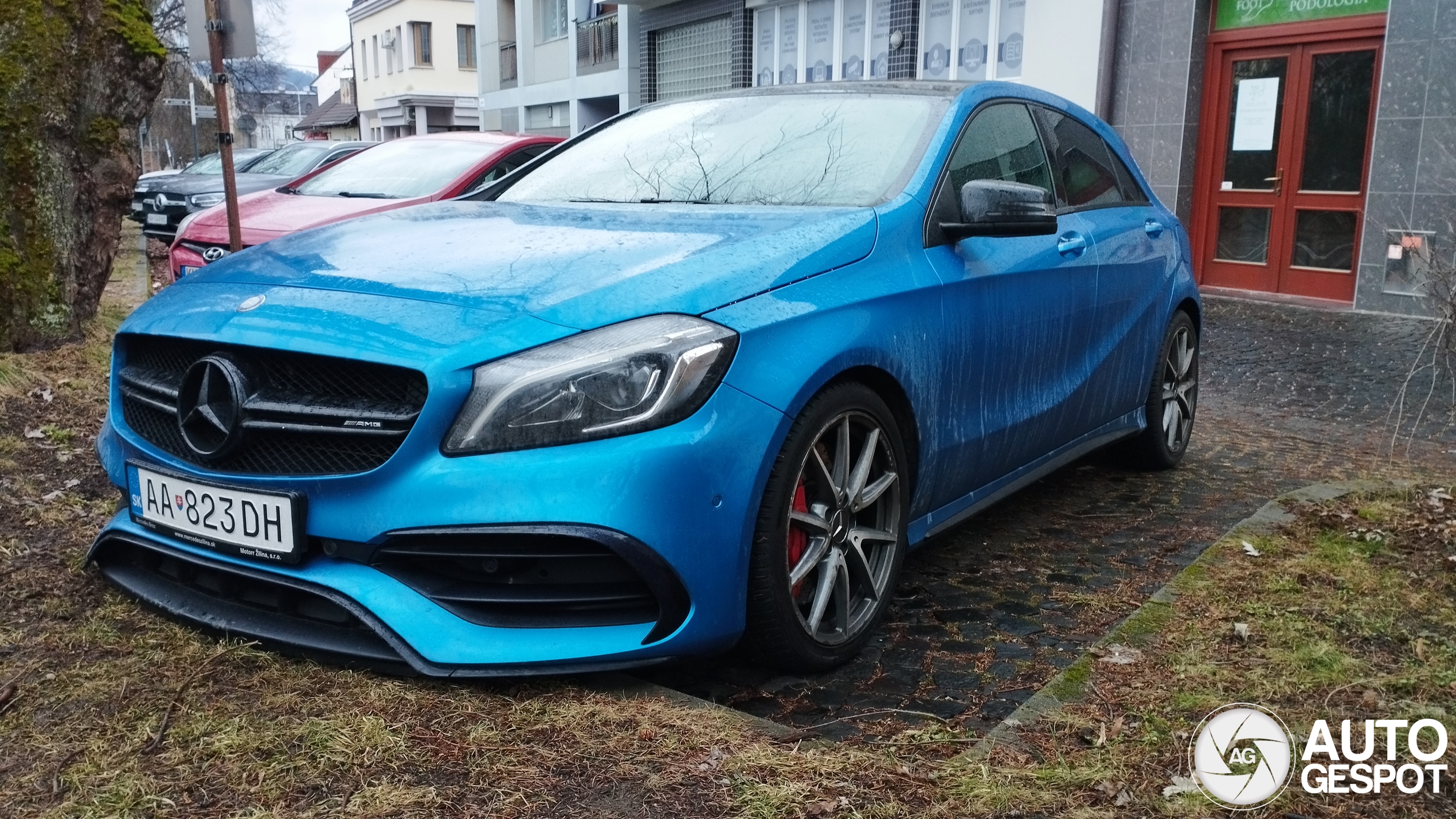 Mercedes-AMG A 45 W176 2015