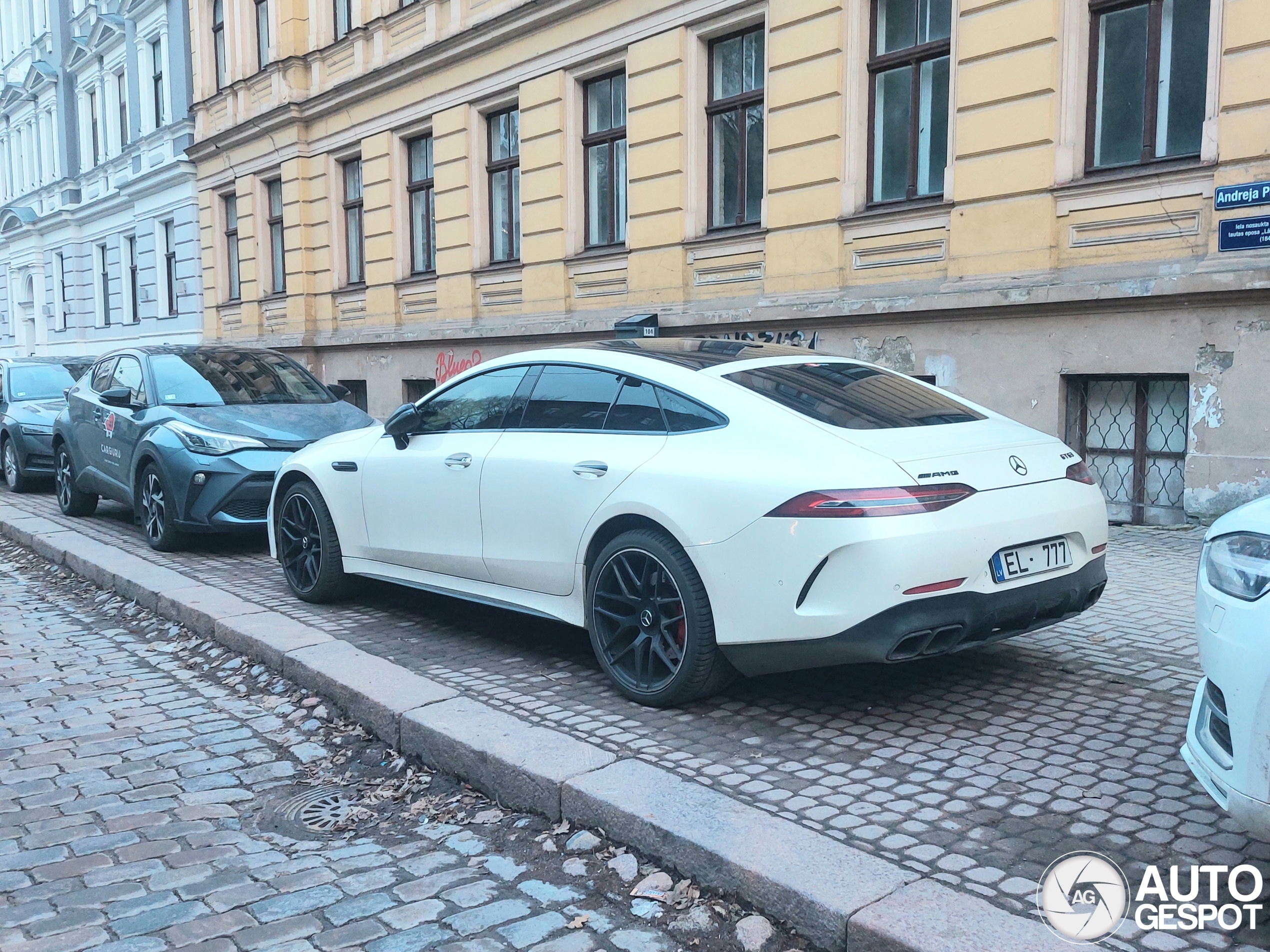 Mercedes-AMG GT 63 X290