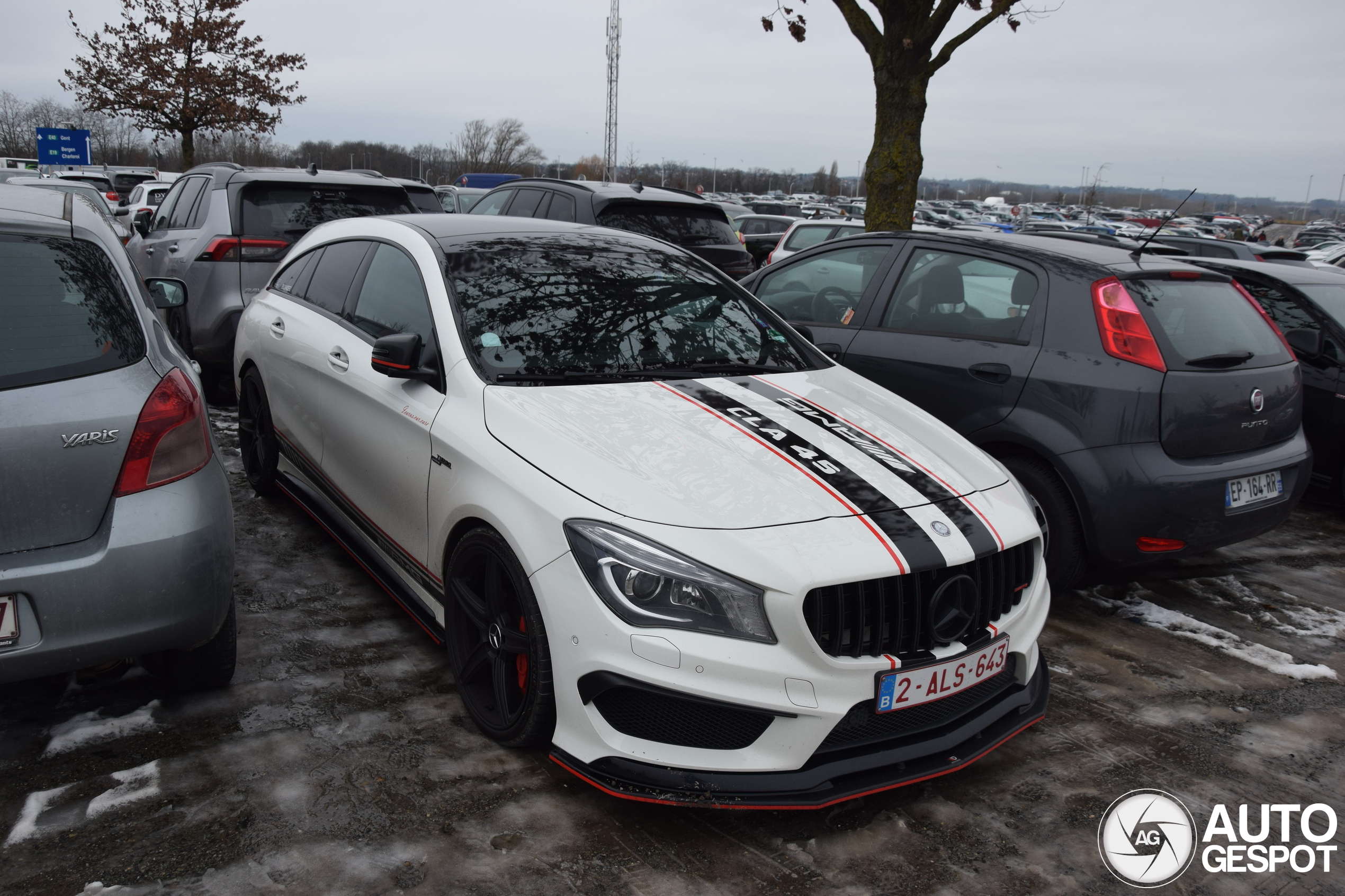 Mercedes-Benz CLA 45 AMG Shooting Brake