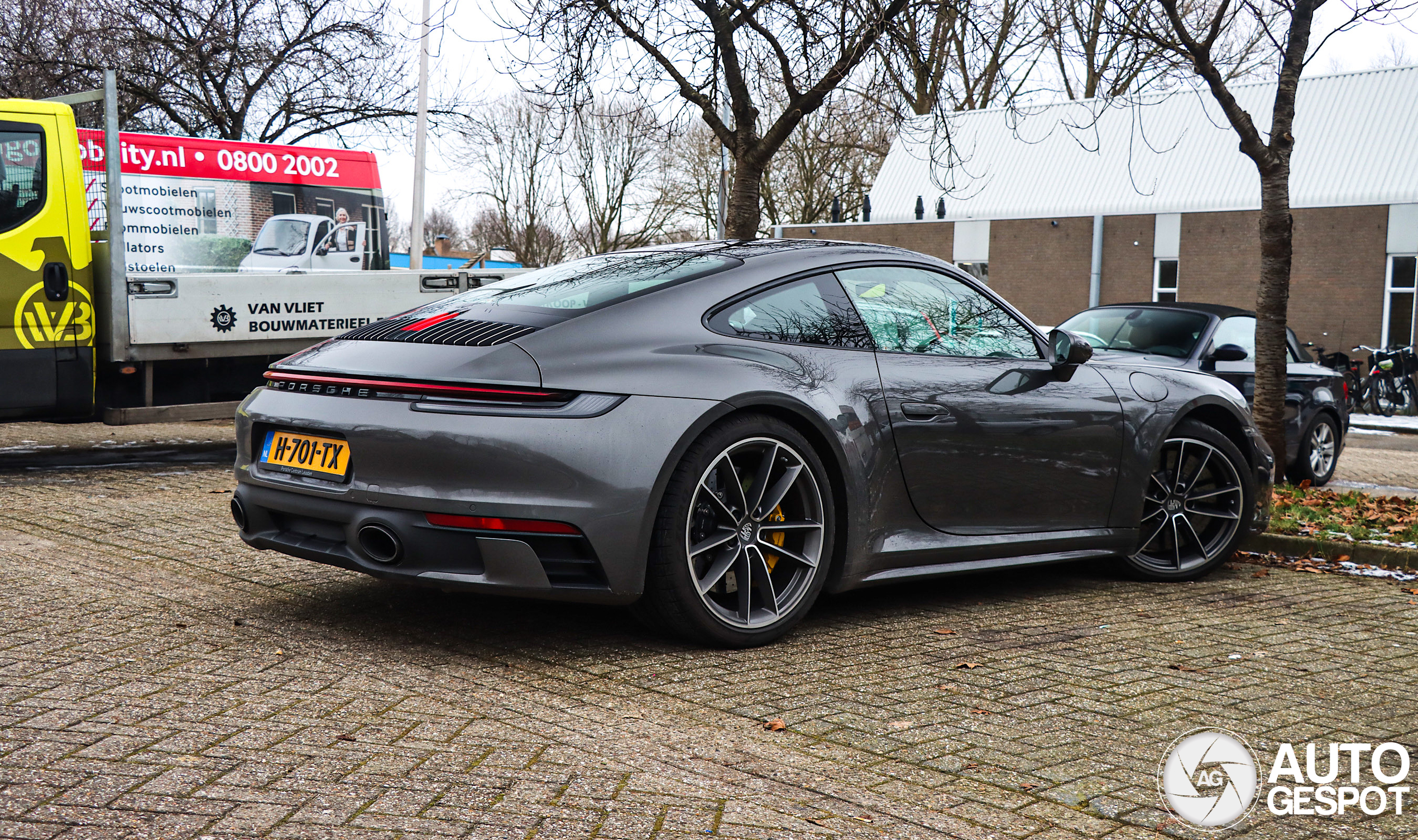 Porsche 992 Carrera 4S