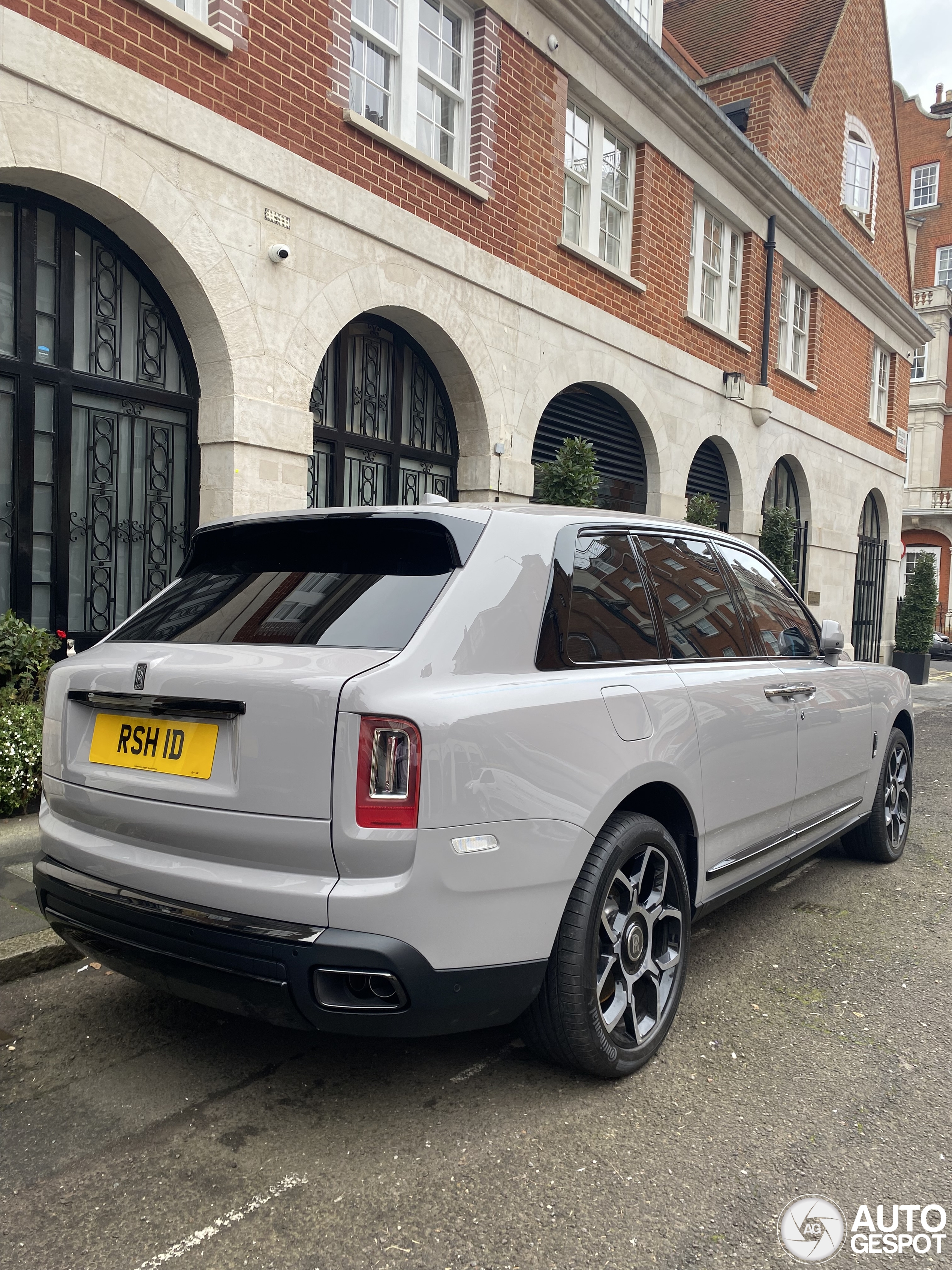 Rolls-Royce Cullinan Black Badge