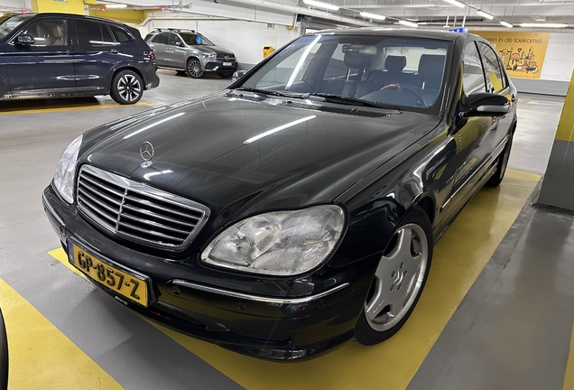 Mercedes-Benz S 55 AMG W220