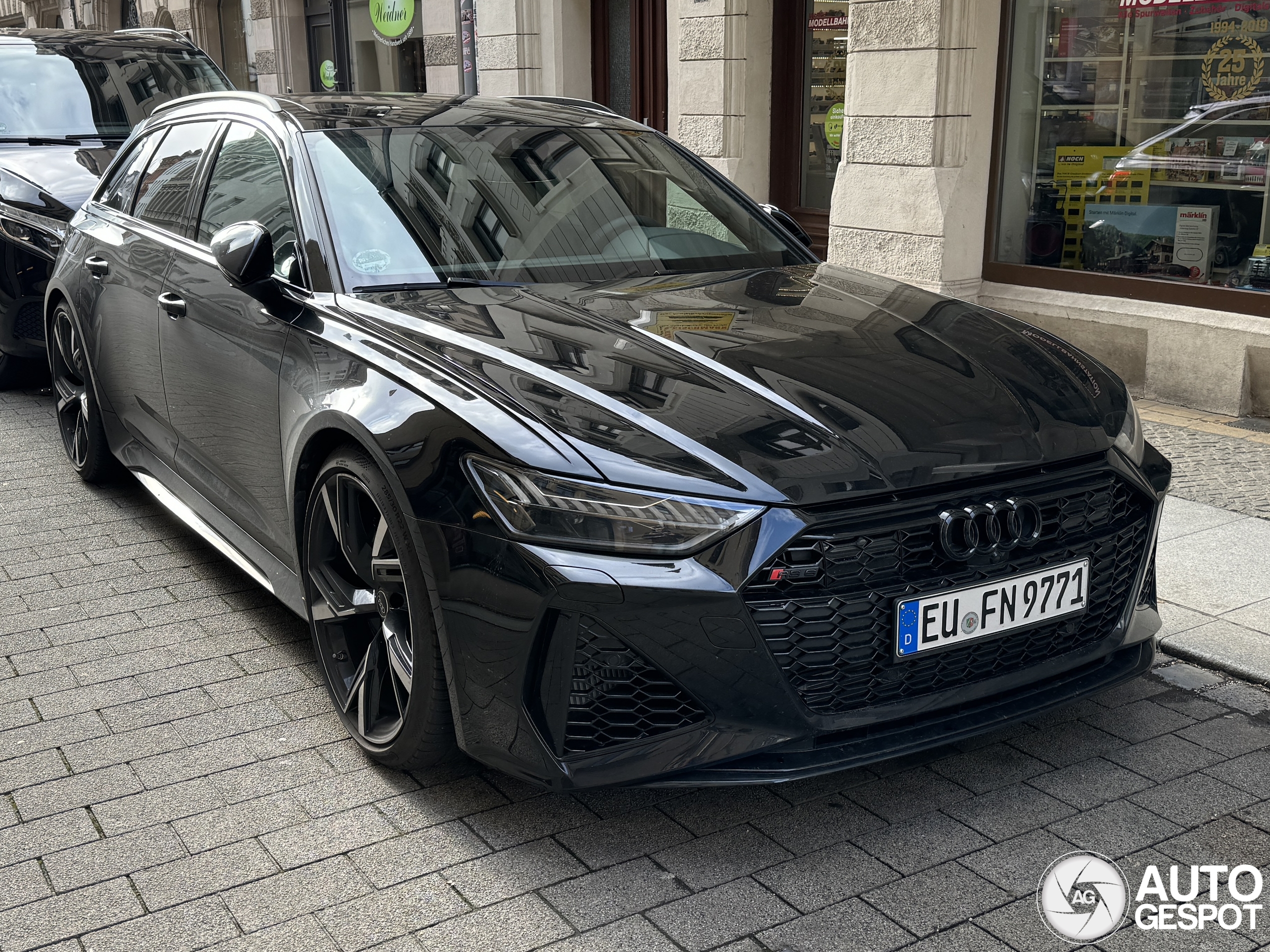 Audi RS6 Avant C8