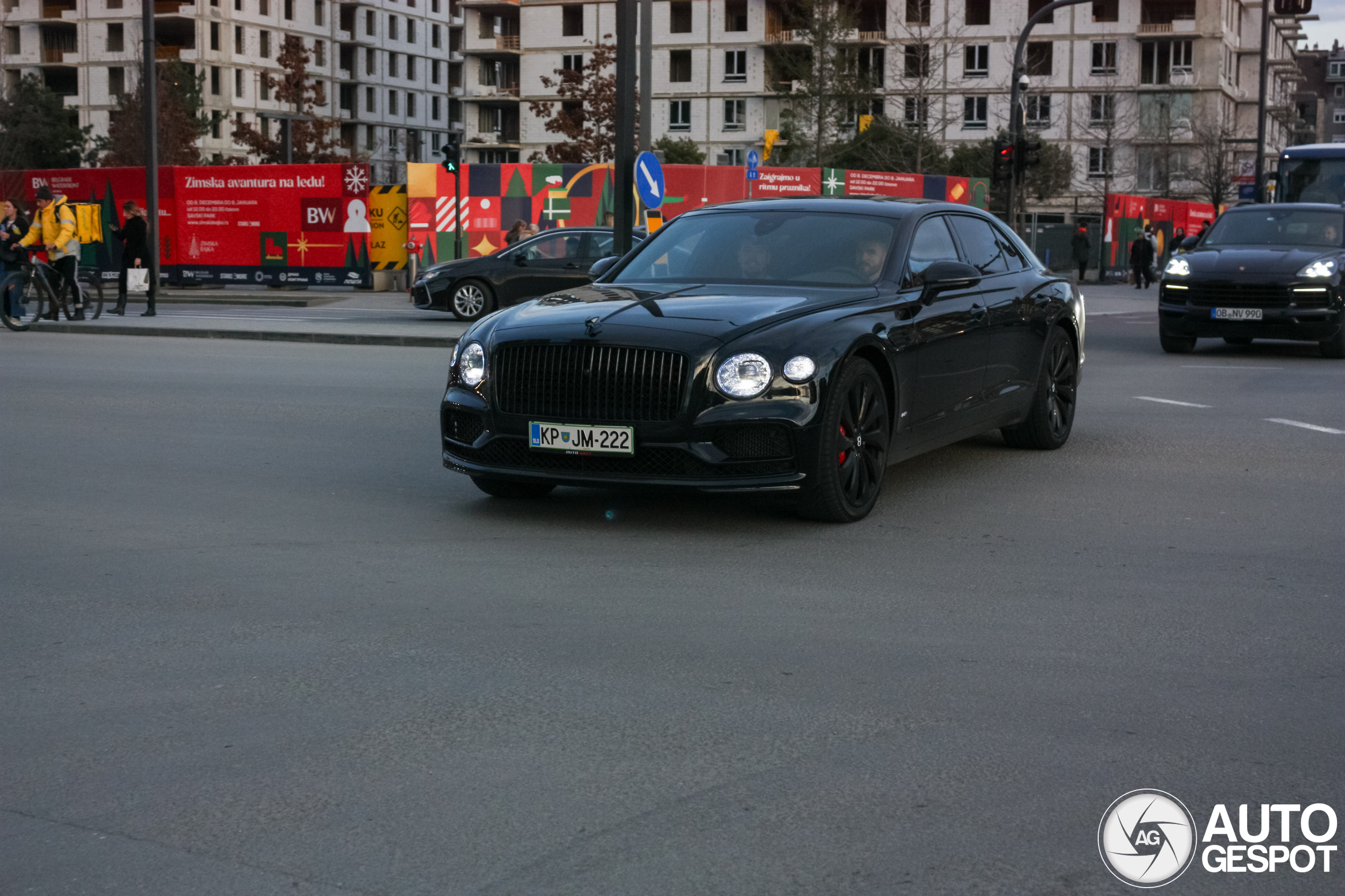 Bentley Flying Spur V8 2021