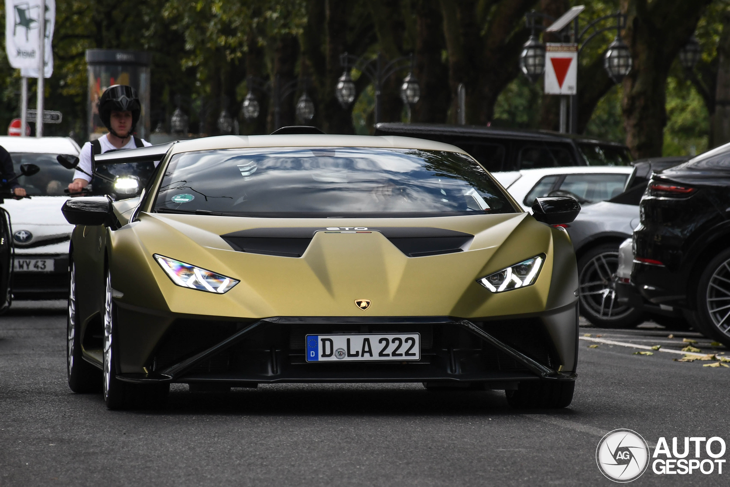 Lamborghini Huracán LP640-2 STO