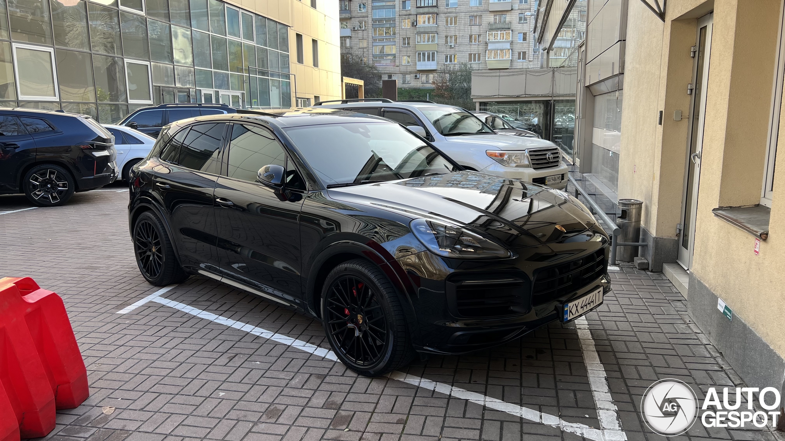 Porsche 9YA Cayenne GTS