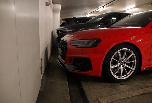 Audi RS4 Avant B9