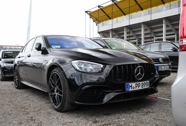 Mercedes-AMG E 63 S W213 2021