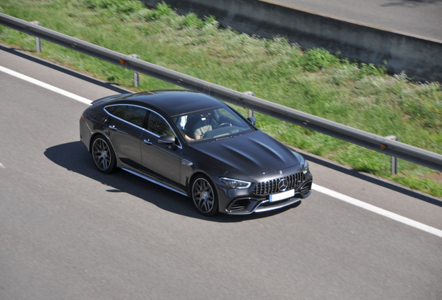 Mercedes-AMG GT 63 S X290