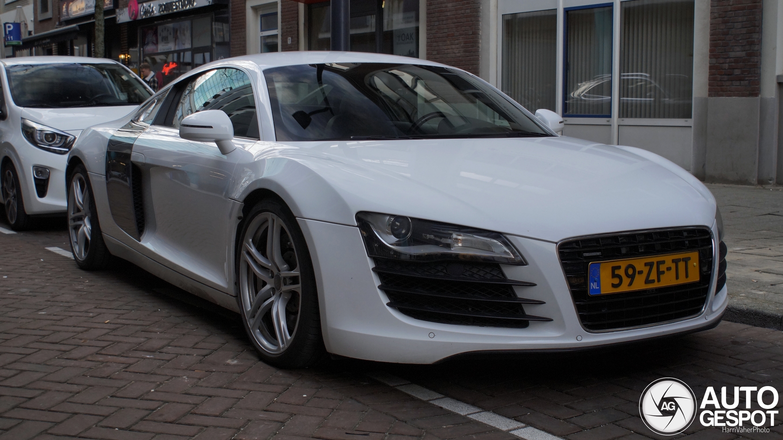 Audi R8