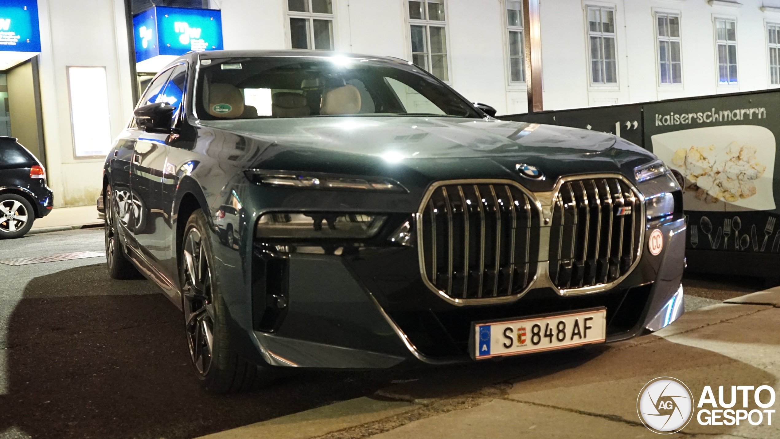 BMW M760e xDrive