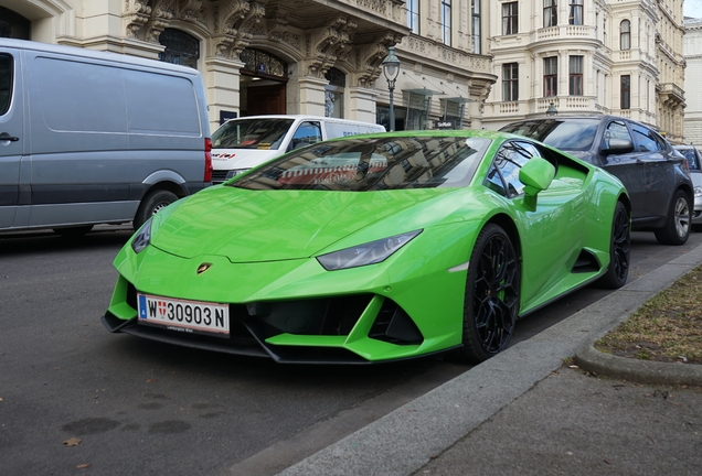 Lamborghini Huracán LP640-4 EVO