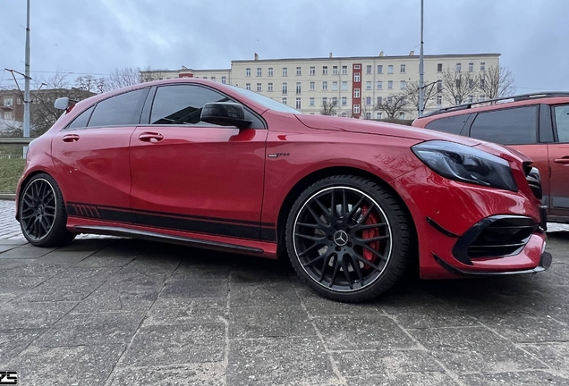 Mercedes-AMG A 45 W176 2015