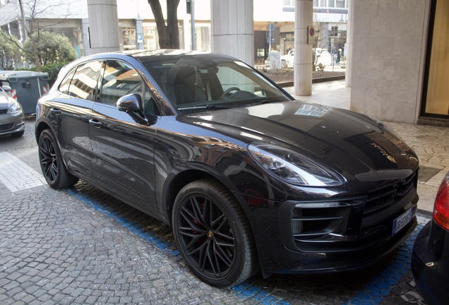 Porsche 95B Macan GTS MkIII