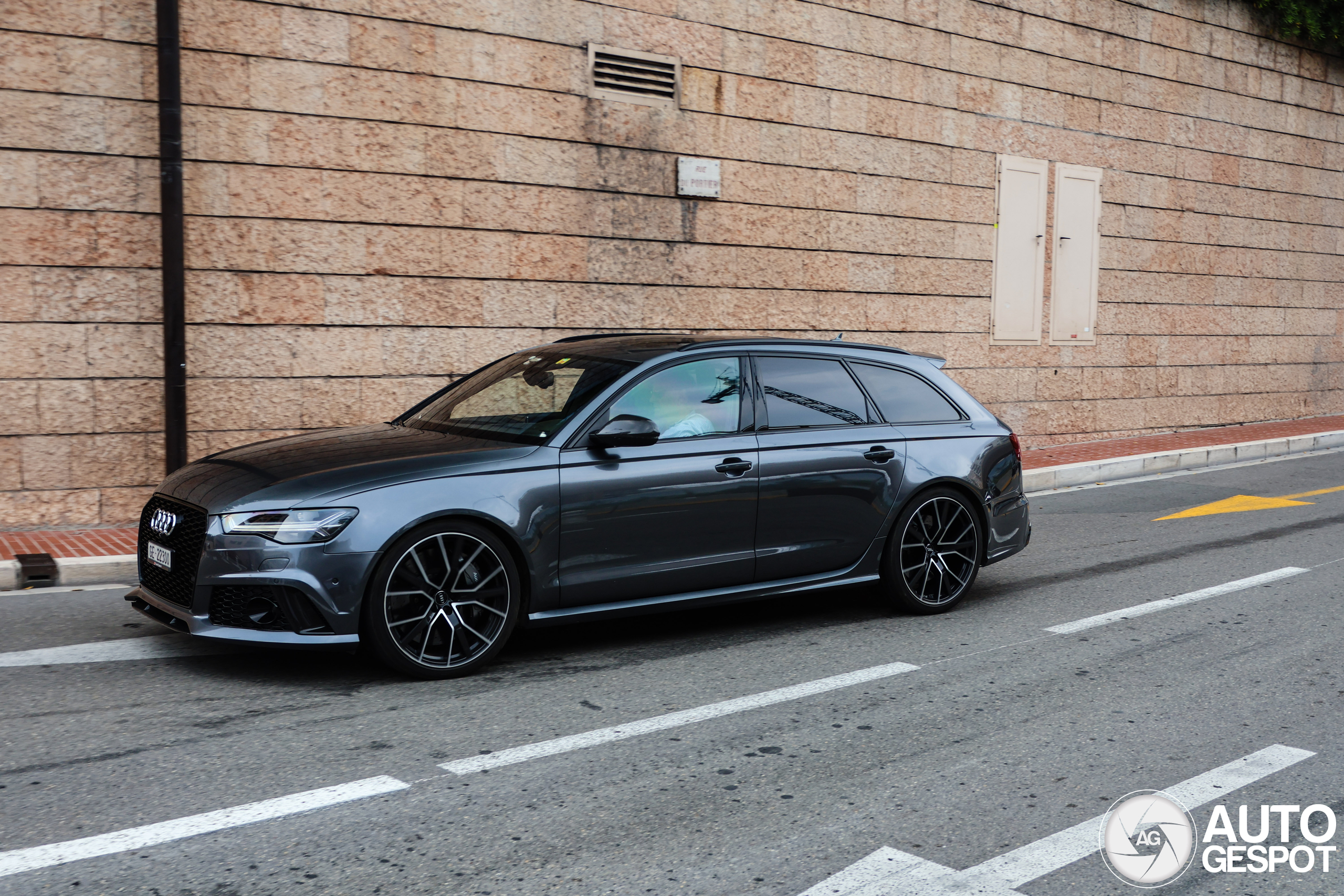 Audi RS6 Avant C7 2015