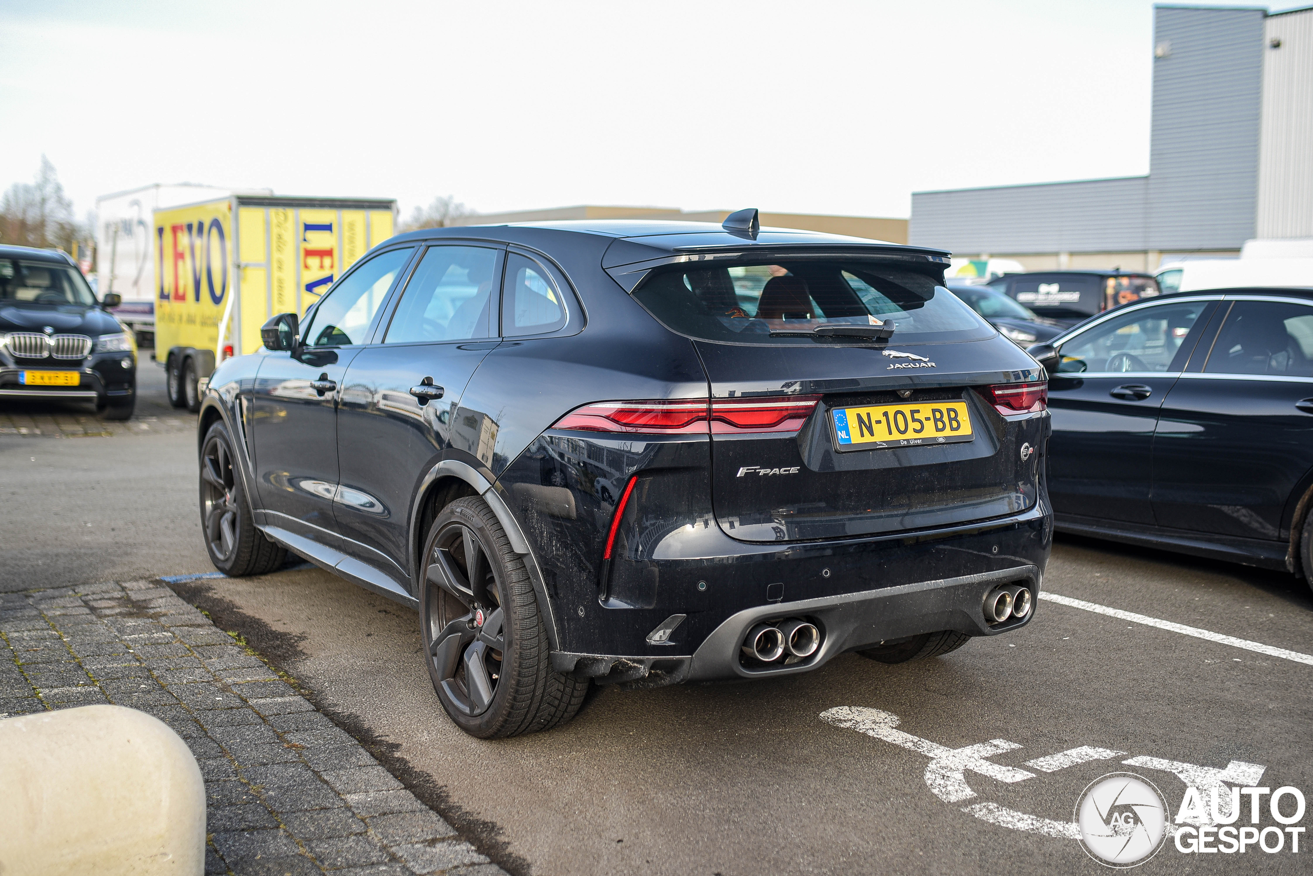 Jaguar F-PACE SVR 2021