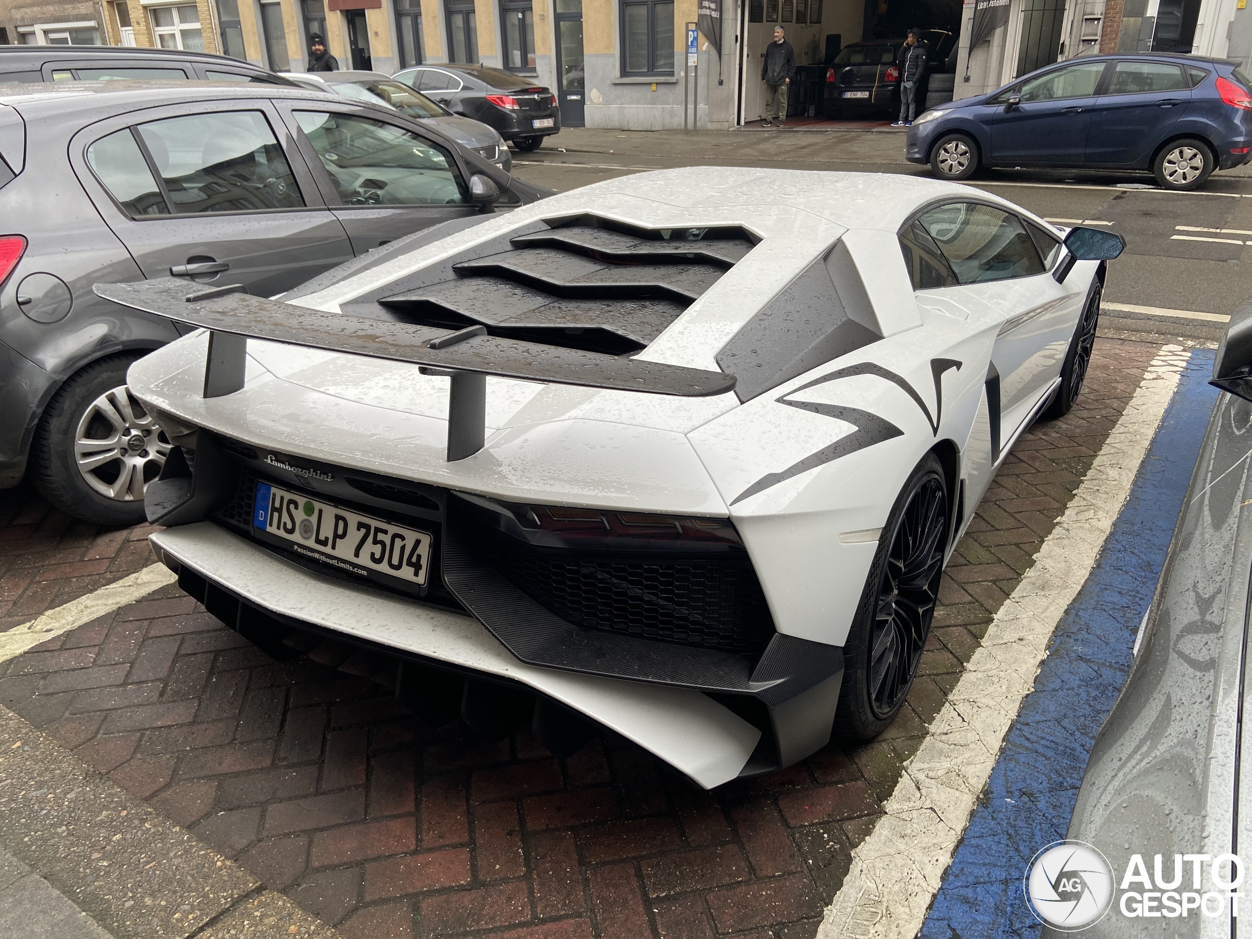 Lamborghini Aventador LP750-4 SuperVeloce