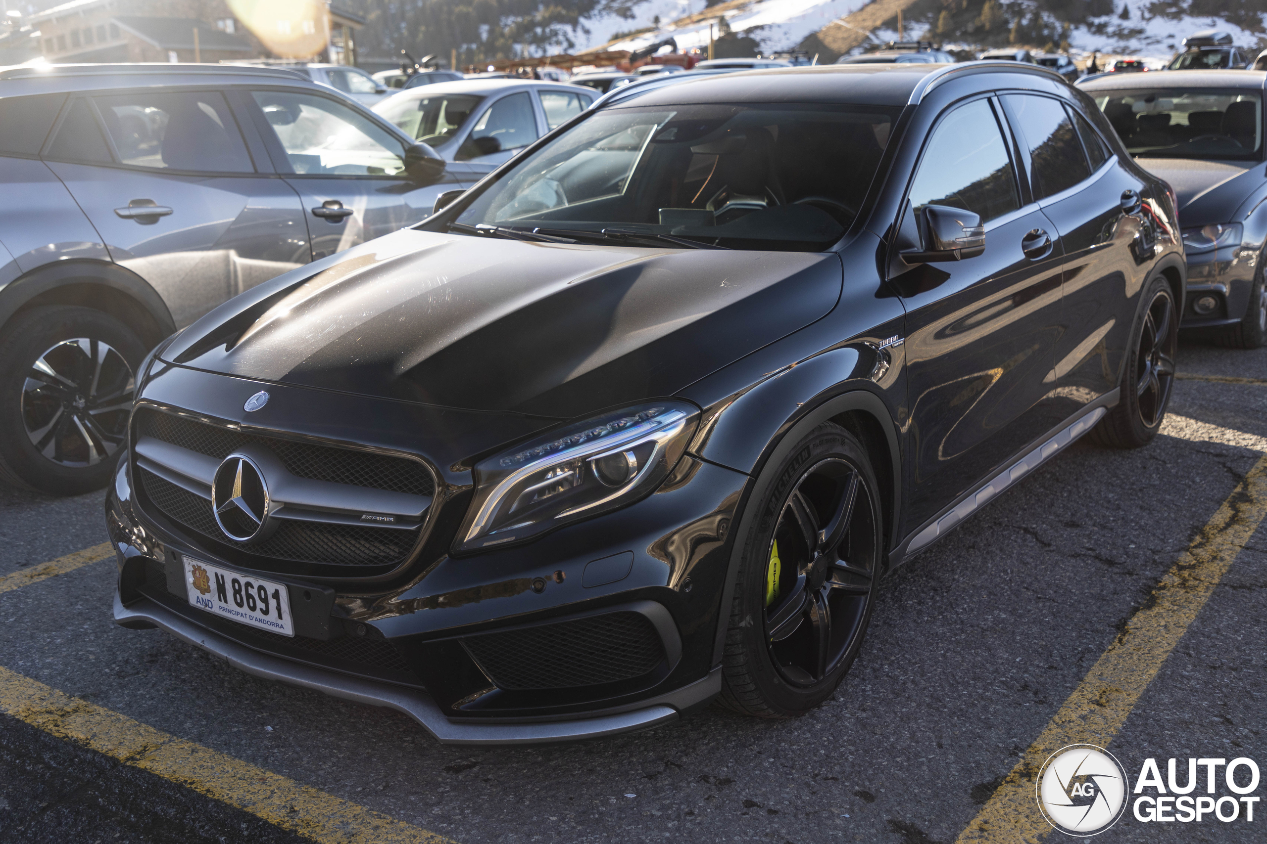 Mercedes-Benz GLA 45 AMG X156