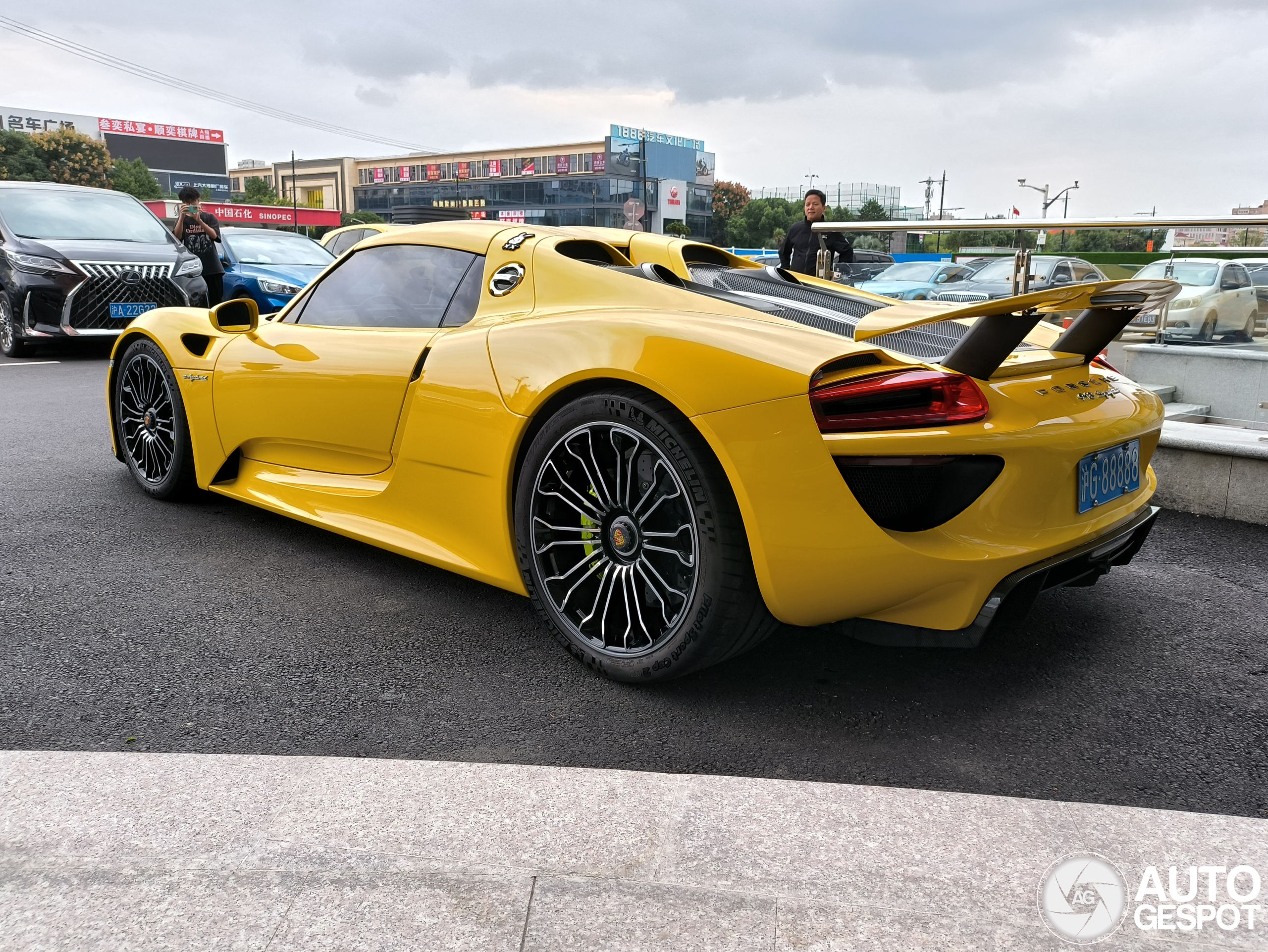 Der Zehnte 918 aus China