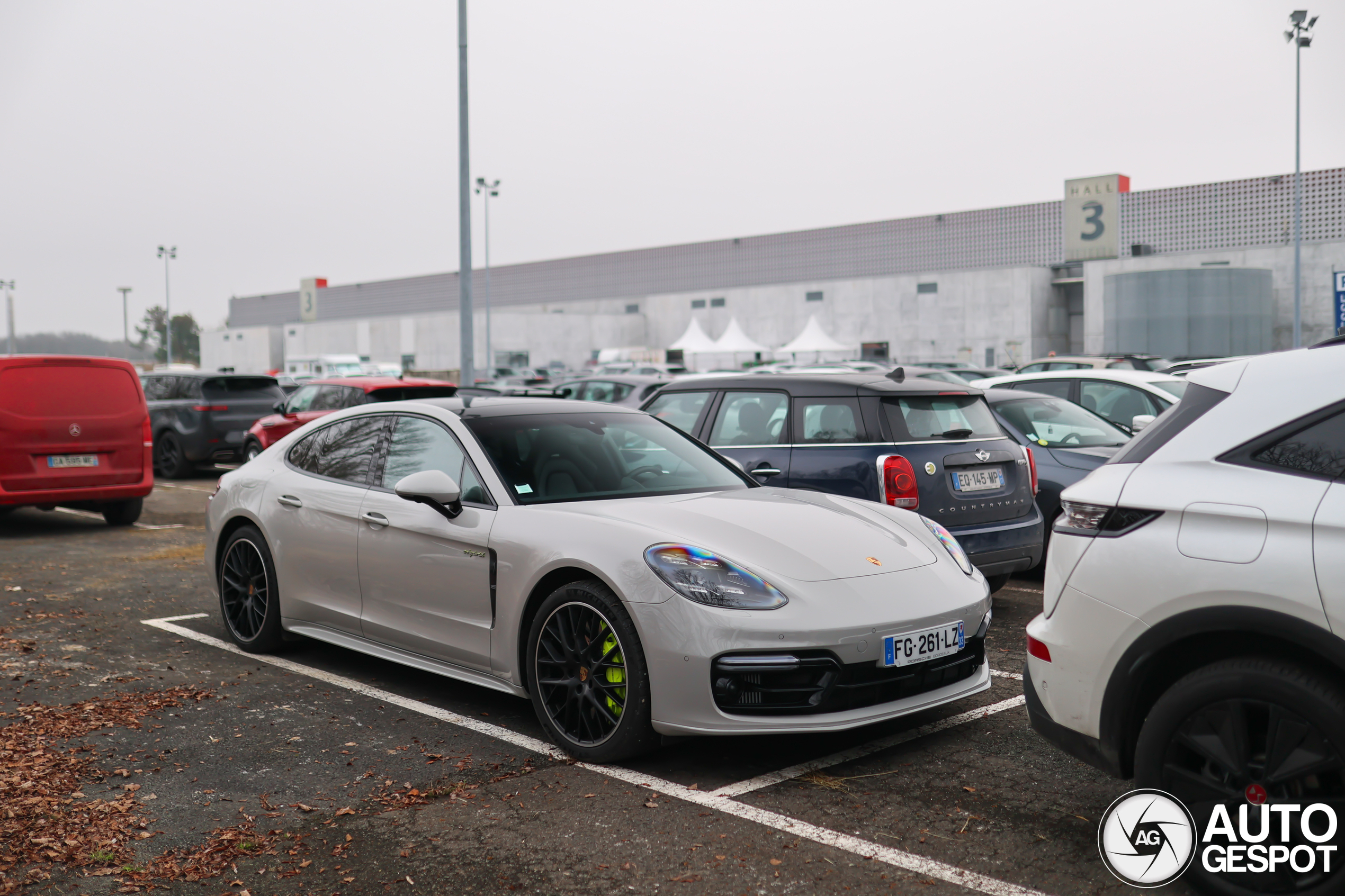 Porsche 971 Panamera Turbo S E-Hybrid