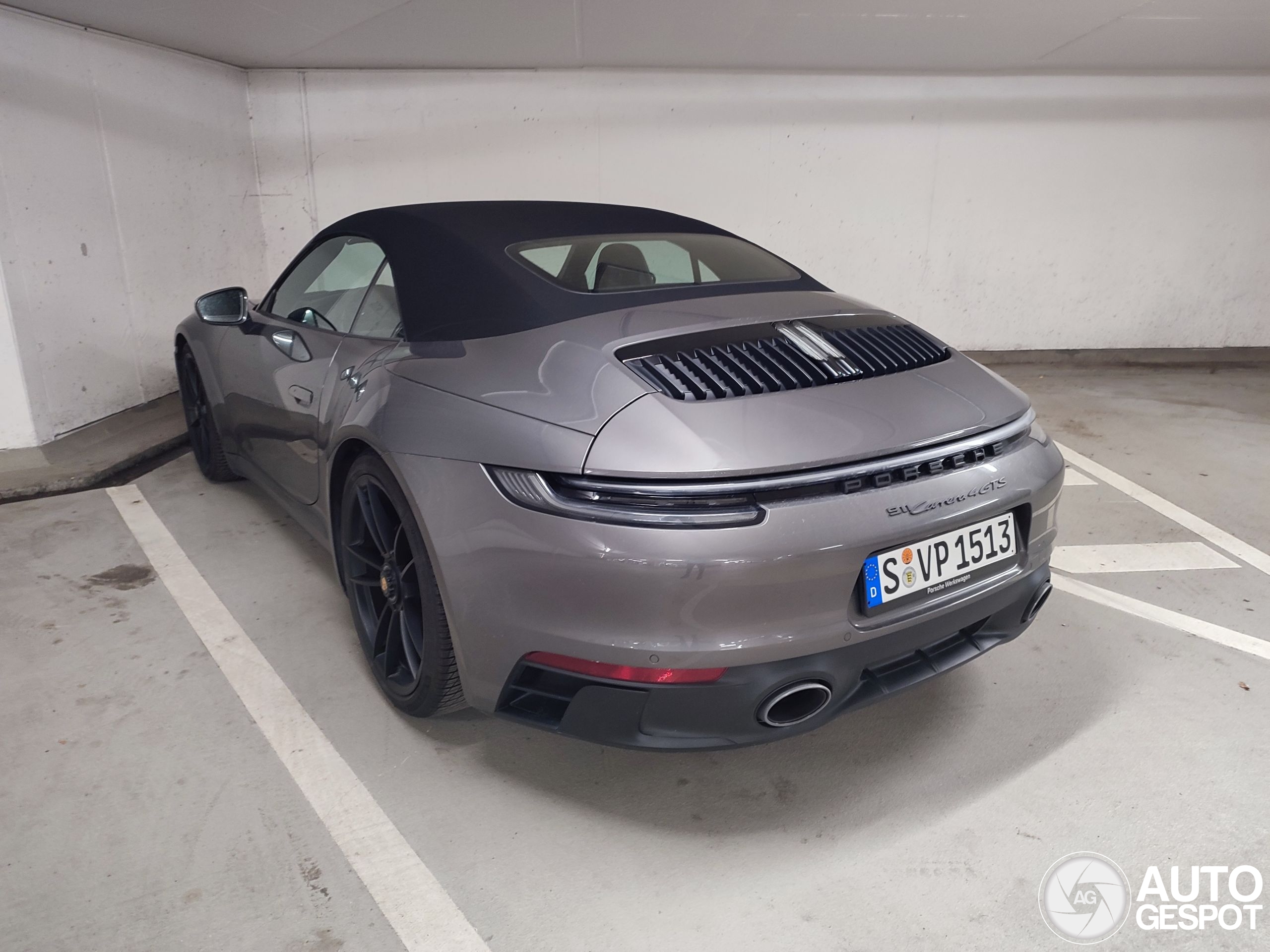 Porsche 992 Carrera 4 GTS Cabriolet