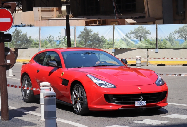 Ferrari GTC4Lusso T