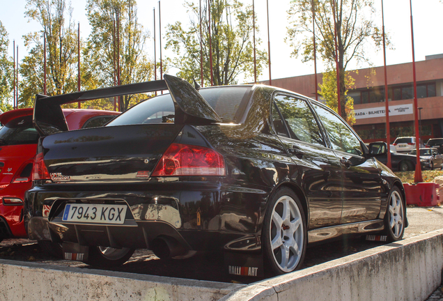 Mitsubishi Lancer Evolution IX