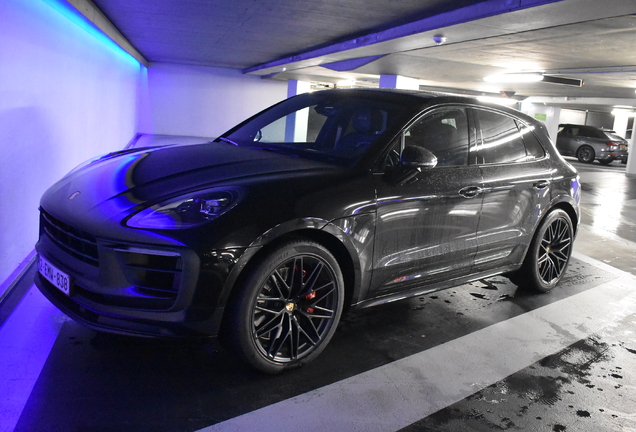 Porsche 95B Macan GTS MkIII