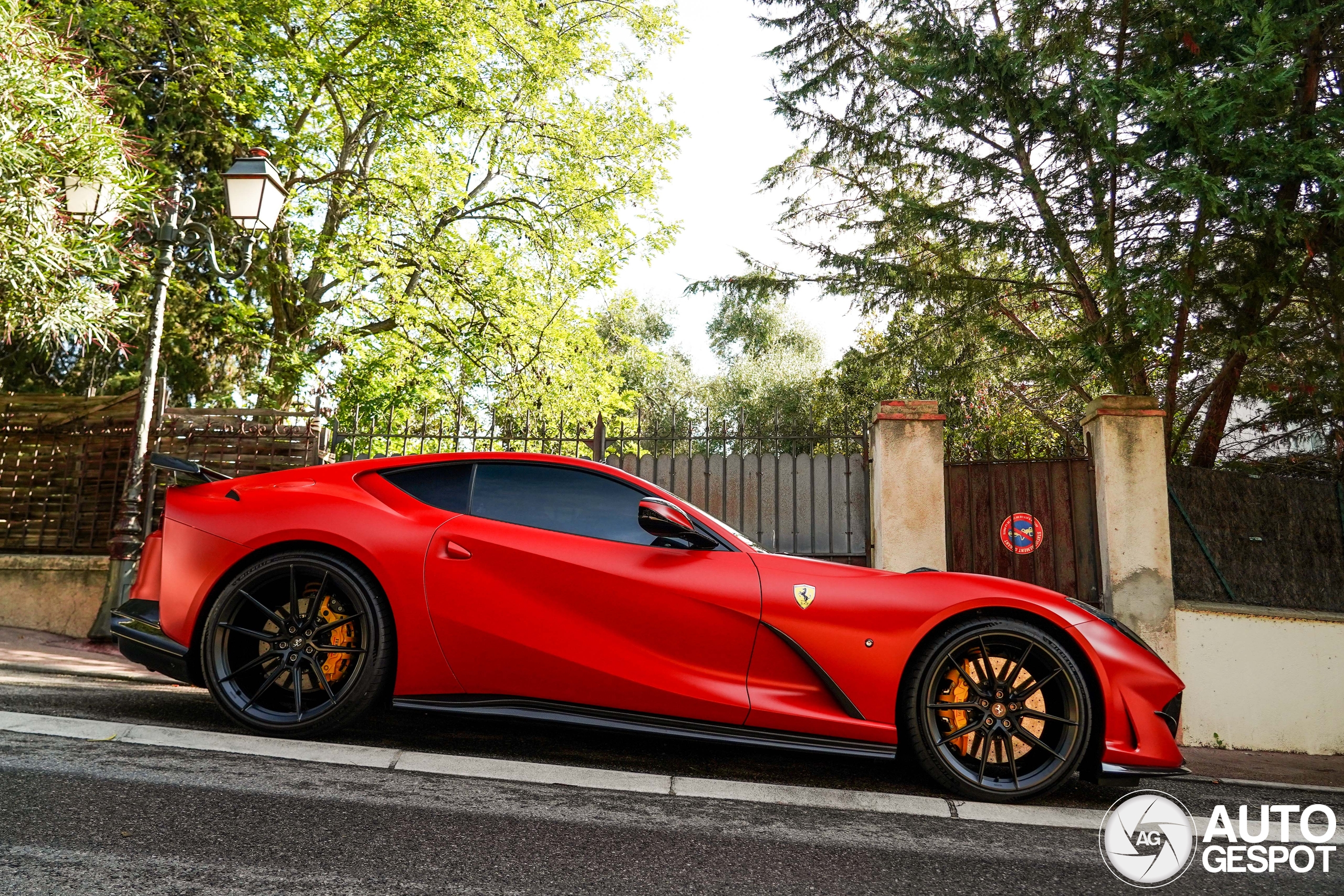 Ferrari 812 Superfast Novitec Rosso