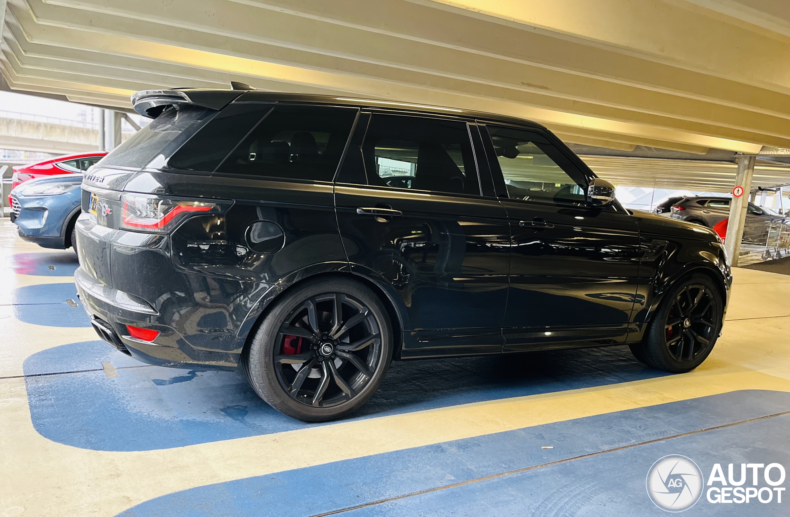 Land Rover Range Rover Sport SVR 2018