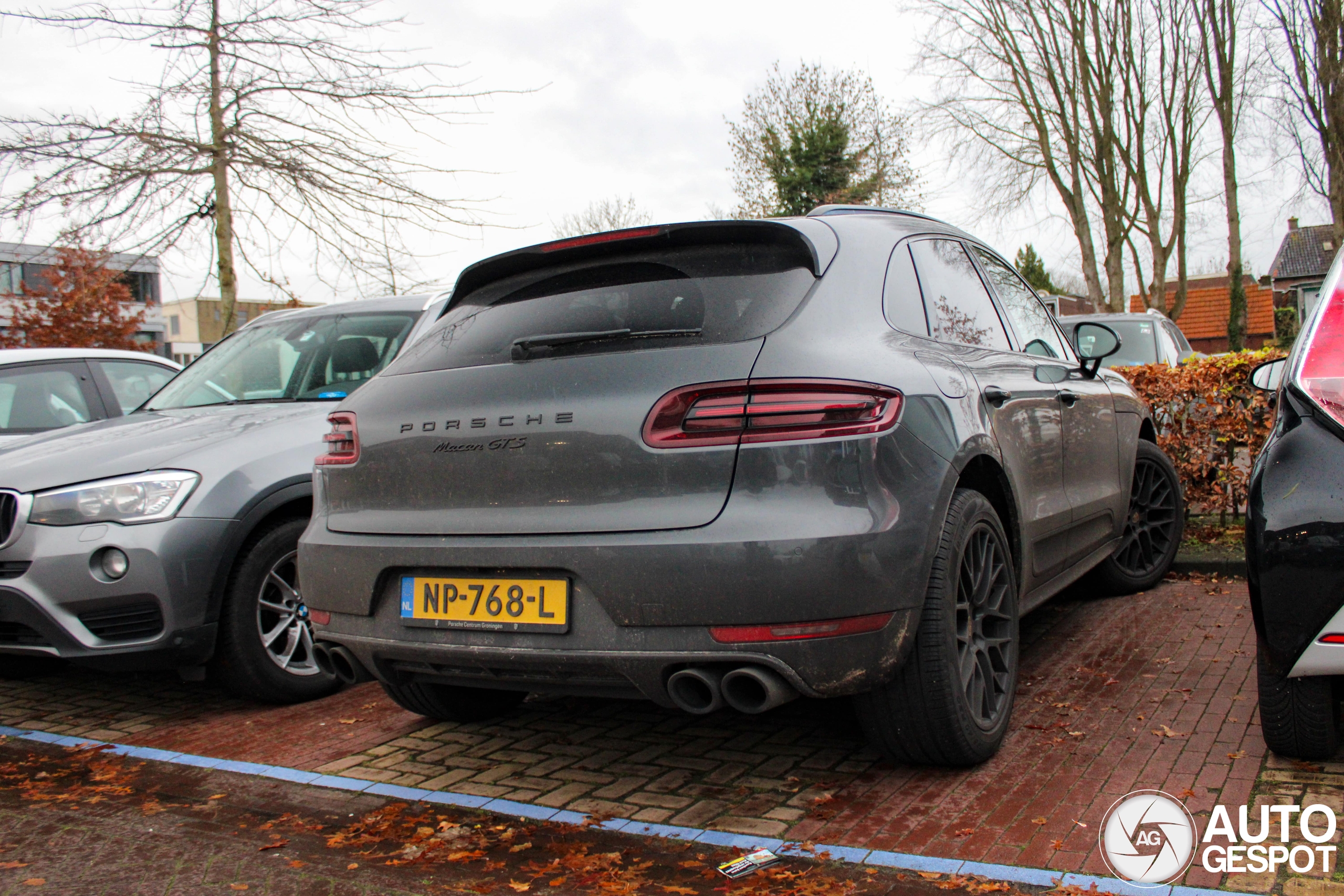 Porsche 95B Macan GTS