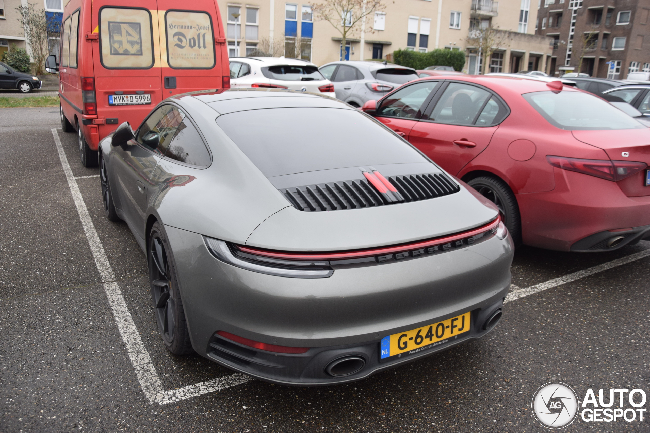 Porsche 992 Carrera S