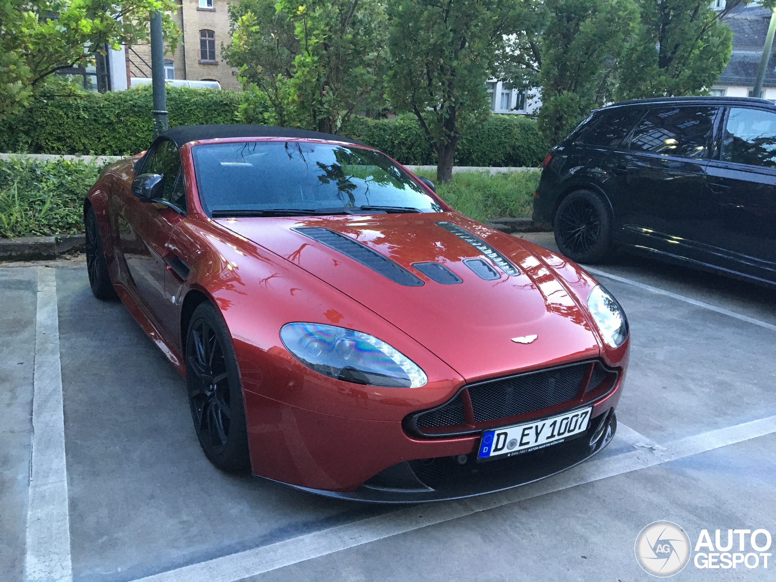 Aston Martin V12 Vantage S Roadster