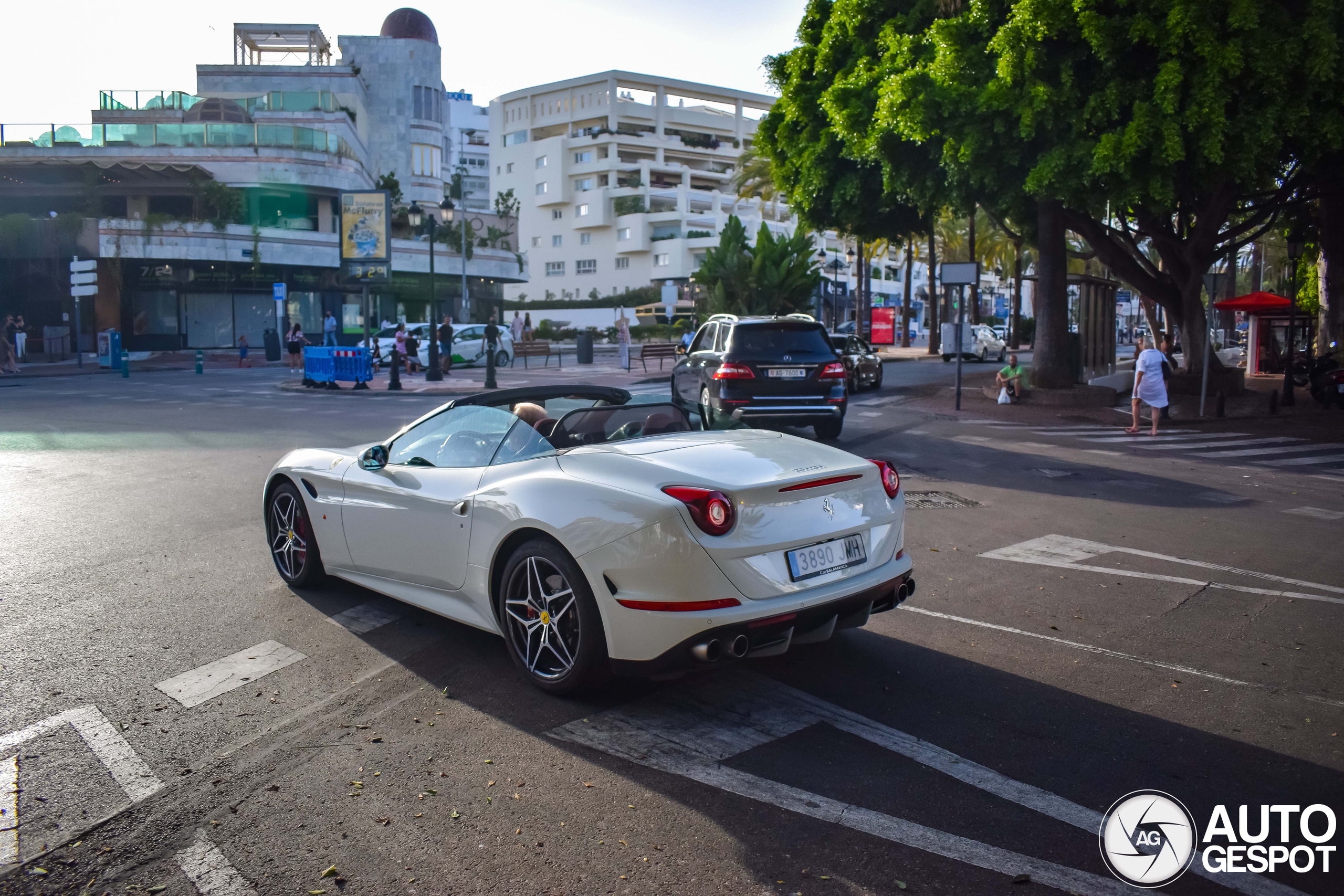 Ferrari California T