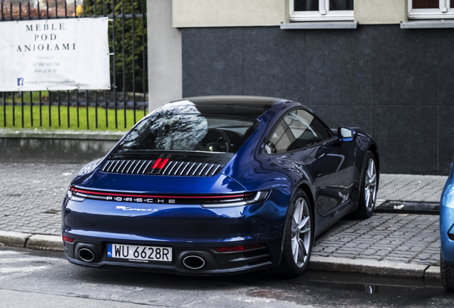 Porsche 992 Carrera 4S