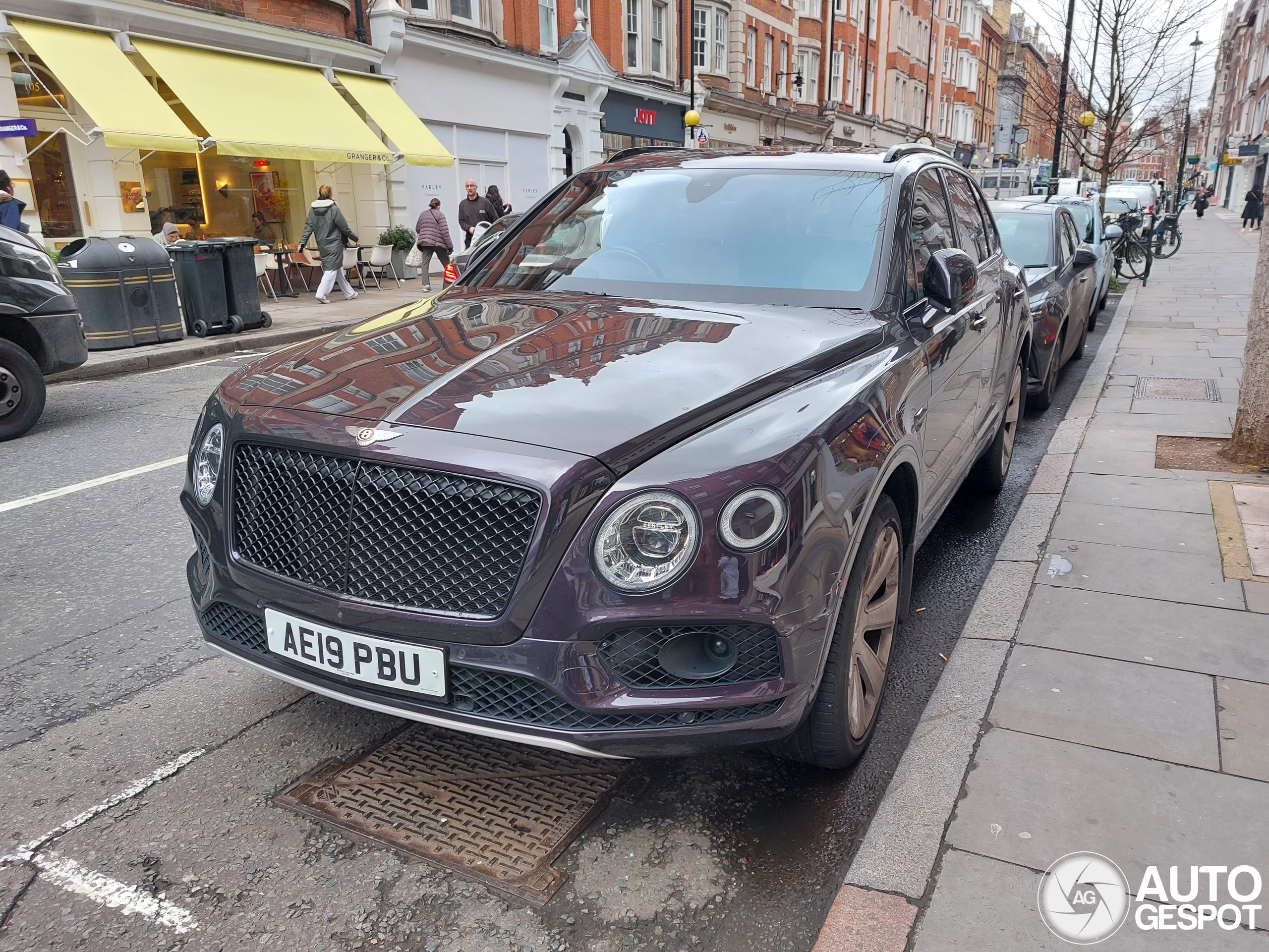 Bentley Bentayga V8